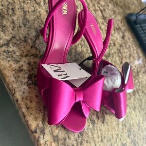 Zara Women's Pink Bow Heels